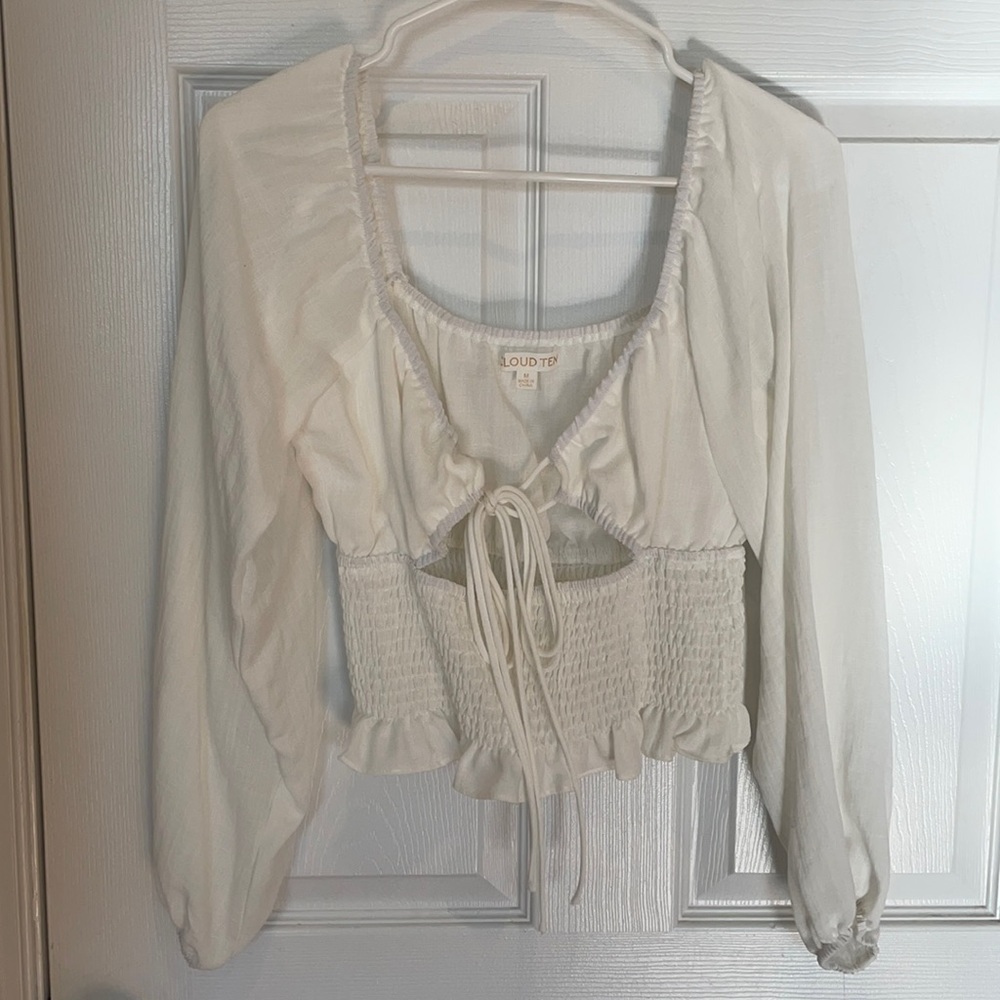 White puff sleeve blouse